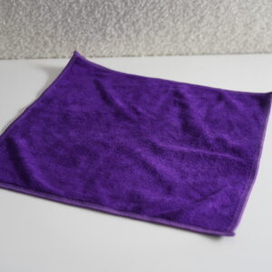 Microfibre cleaning towel